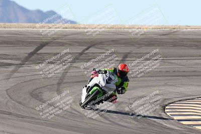 media/Jan-15-2026-Racers Edge (Thu) [[dfebeb70ab]]/3-B Group/Session 2 (Bowl Exit)/